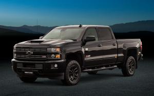 Chevrolet Silverado 2500 HD Z71 Midnight Crew Cab 2018 года (AU)